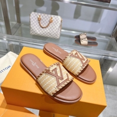 Louis Vuitton Slippers